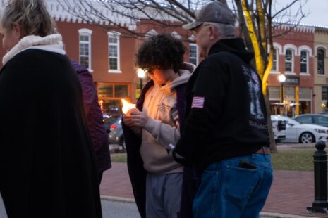 Photo Candlelight vigil