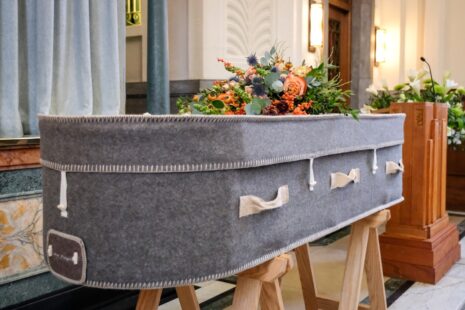 Photo Funeral casket