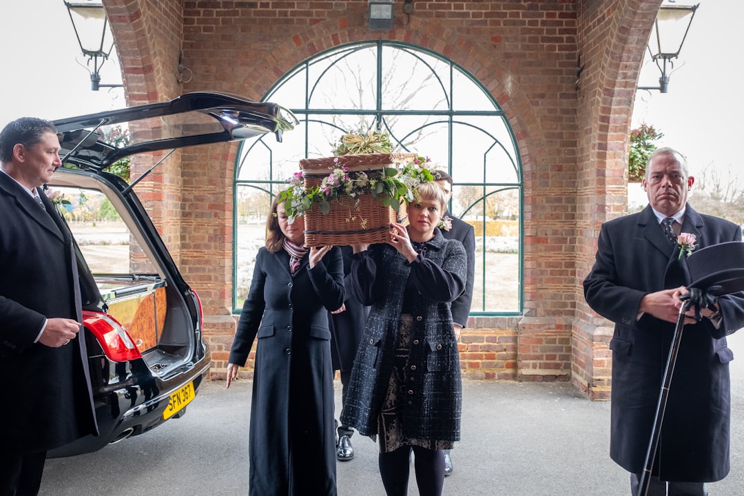 Photo funeral etiquette