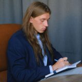 Ce informații nu trebuie să lipsească dintr-un comunicat de presă funerar — Piata Funerara - marketplace de servicii funerare profesioniste!