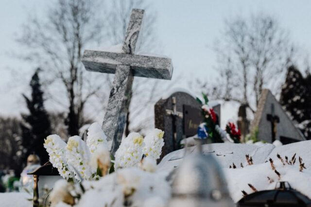 Șase cazuri reale de contractare a serviciilor funerare și lecțiile lor