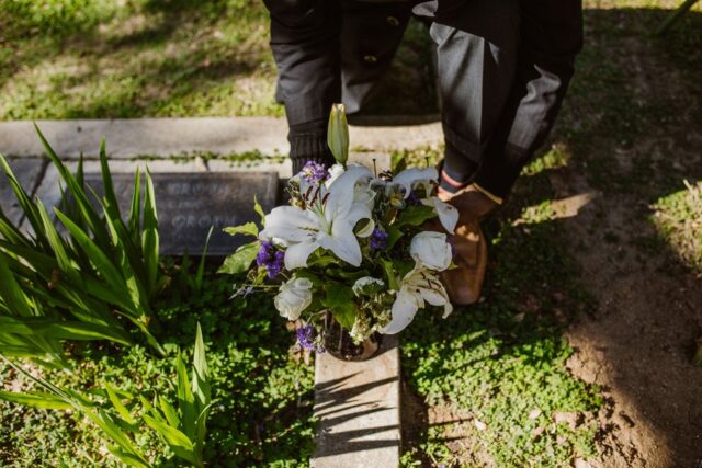 Servicii funerare în 2026: acte digitale, reguli noi și ceremonii transmise live