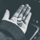 Ajutorul de deces în 2026: cine are dreptul și cum se obține de la stat — Piata Funerara - marketplace de servicii funerare profesioniste!